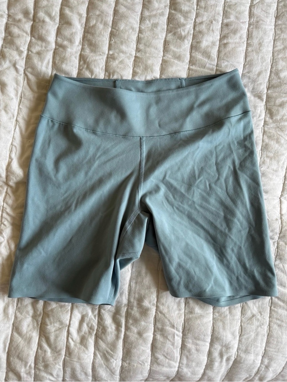 UNIQLO AIRism 6.5” Blue Biker Shorts Women’s S